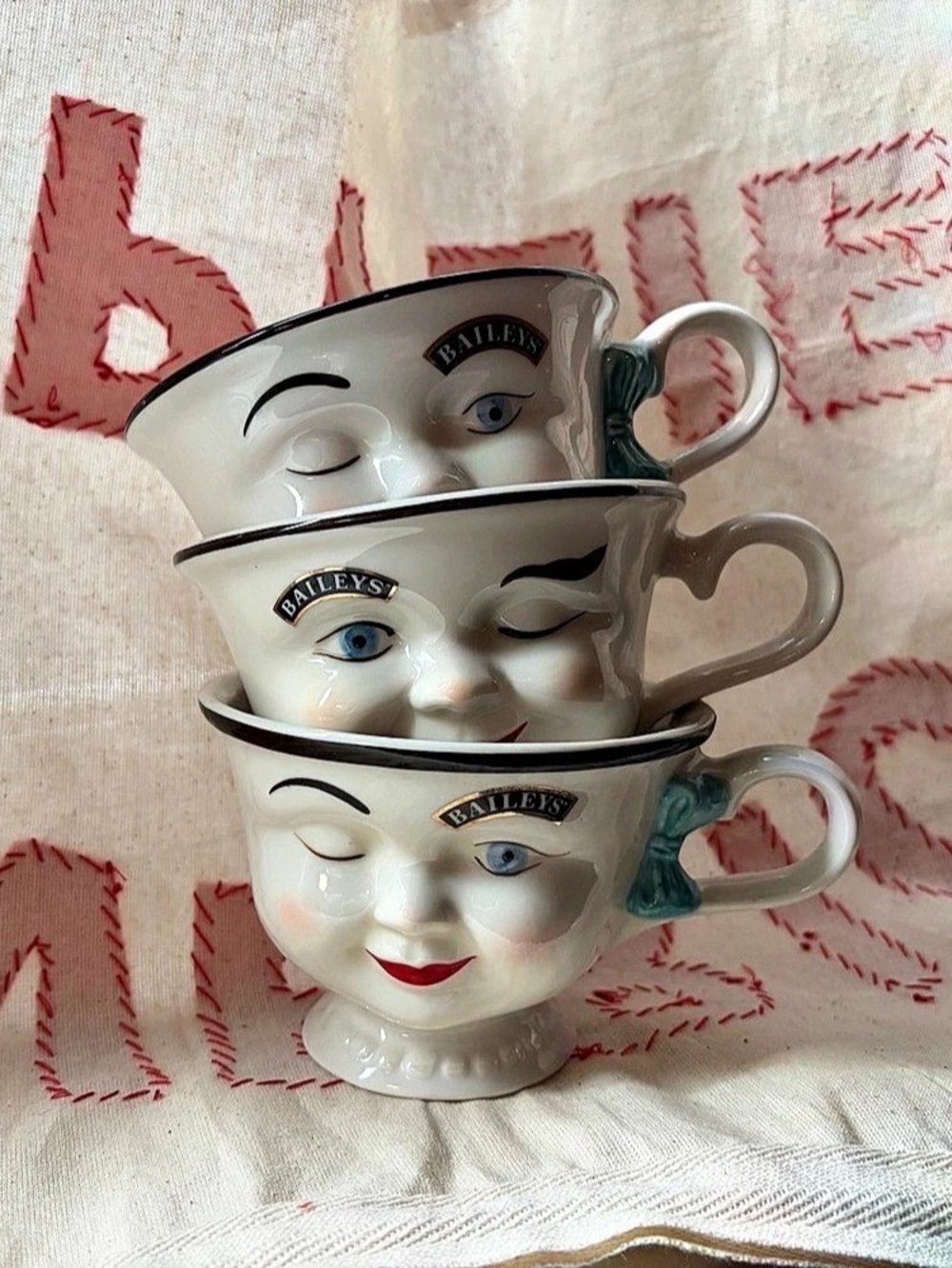 3 Vintage Baileys Winking Face Yum Mugs Facial Twa Cup Set